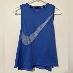 Nike tank top women Small